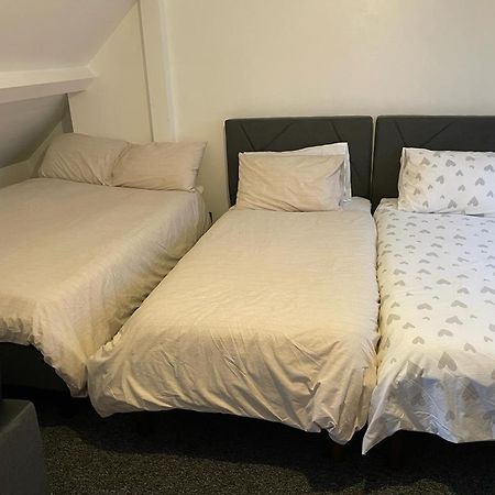 One Room To Stay With Fantastic Host ロンドン エクステリア 写真
